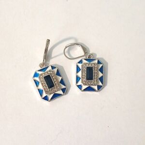 Trival silver tone earrings